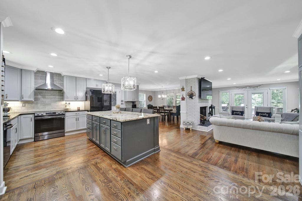 926 Meadow Lakes Road — Rock Hill