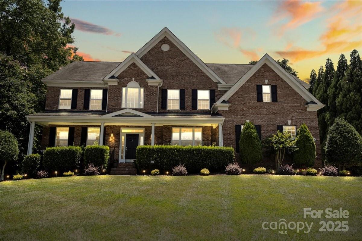 110 Isle Run Drive — Mooresville