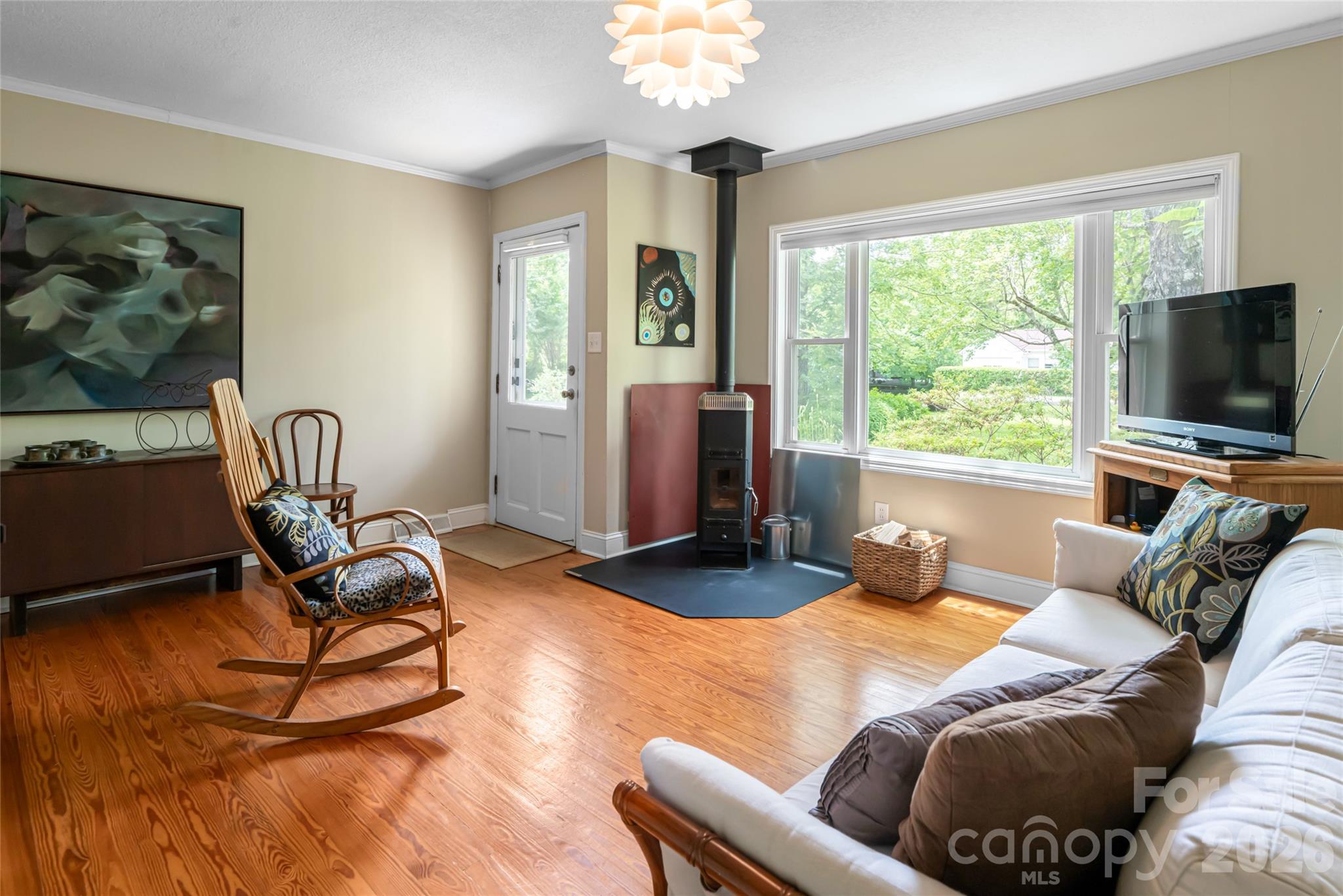 75 Cisco Road — Asheville