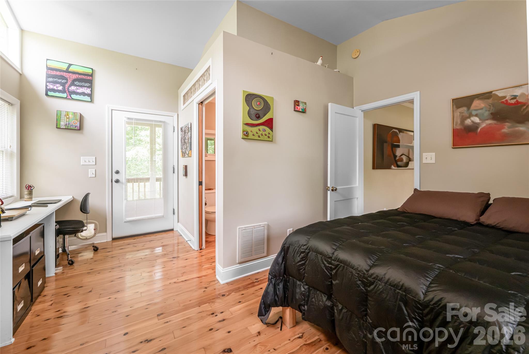 75 Cisco Road — Asheville