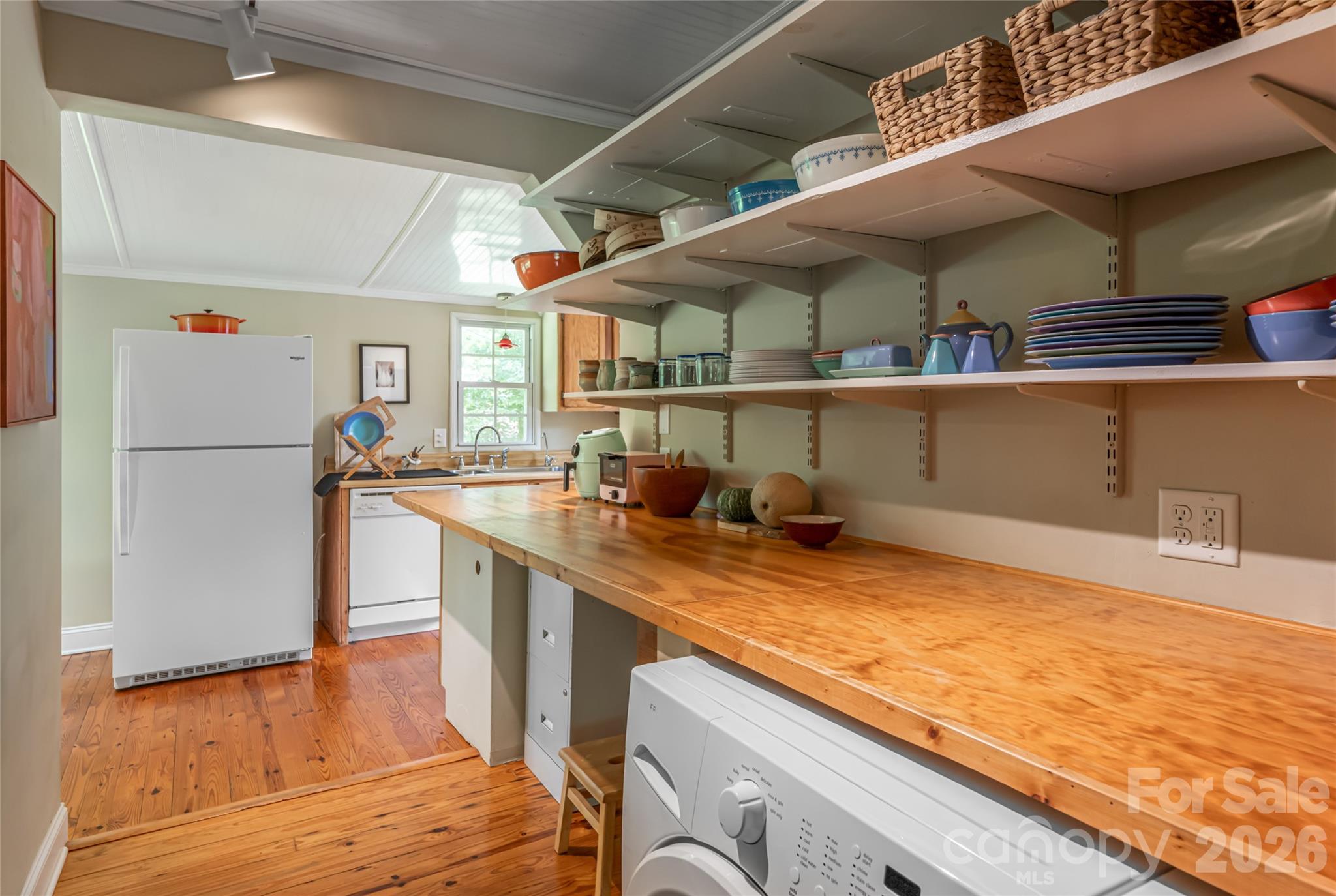 75 Cisco Road — Asheville