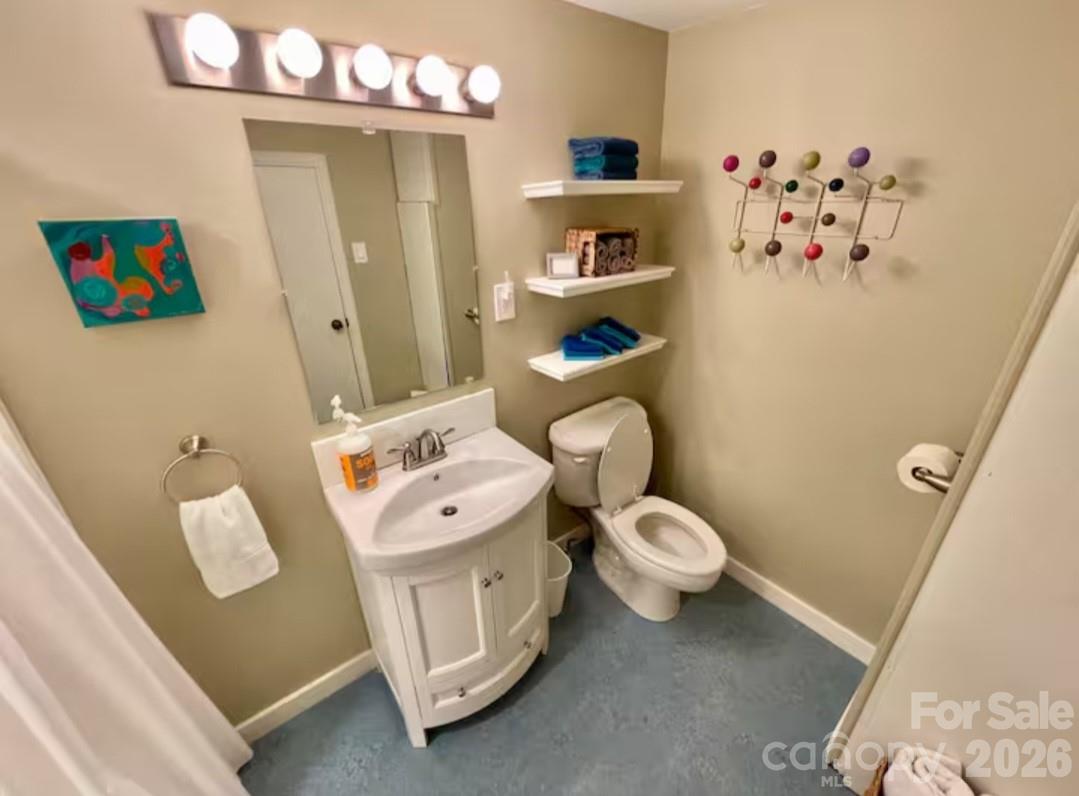 75 Cisco Road — Asheville