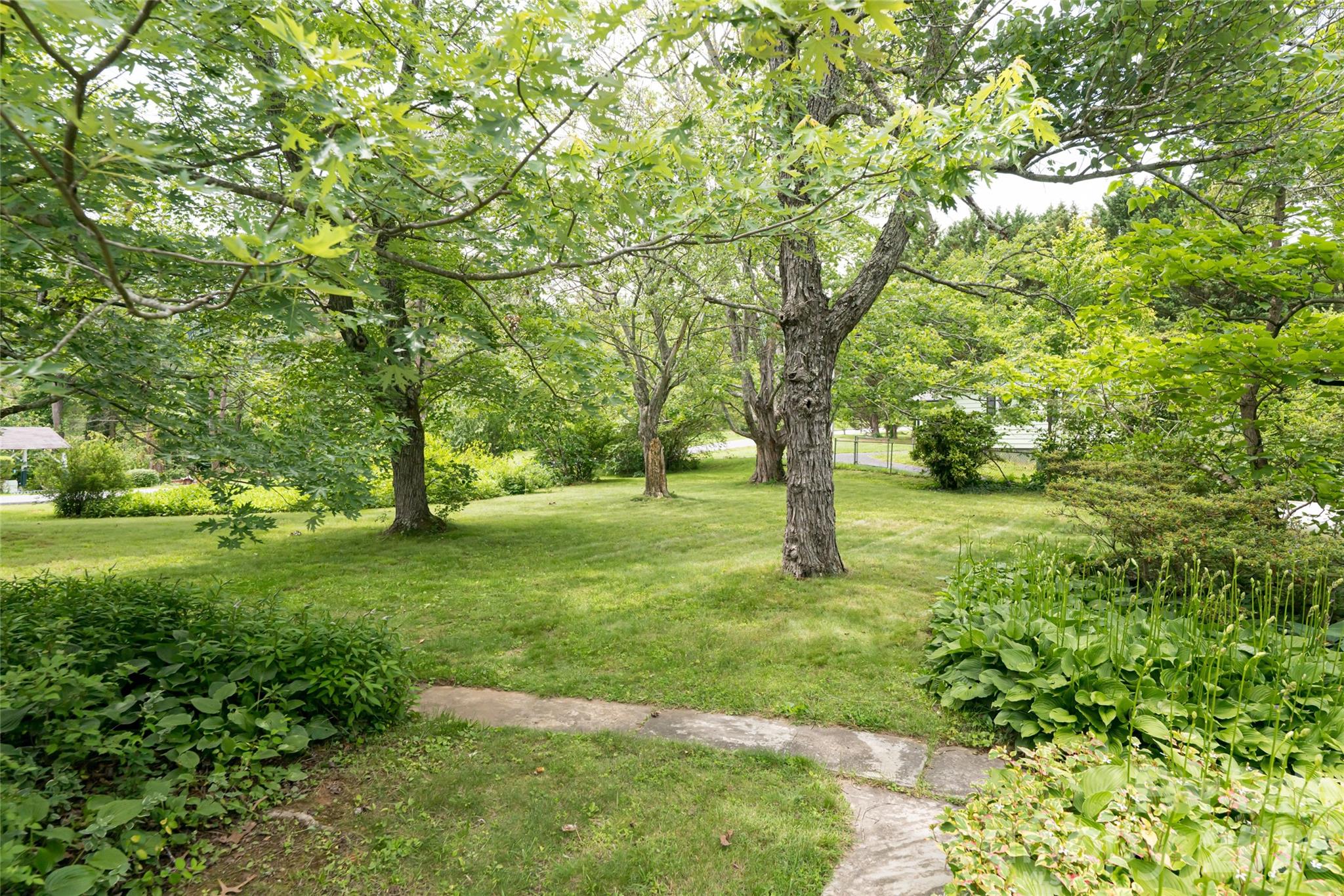 75 Cisco Road — Asheville