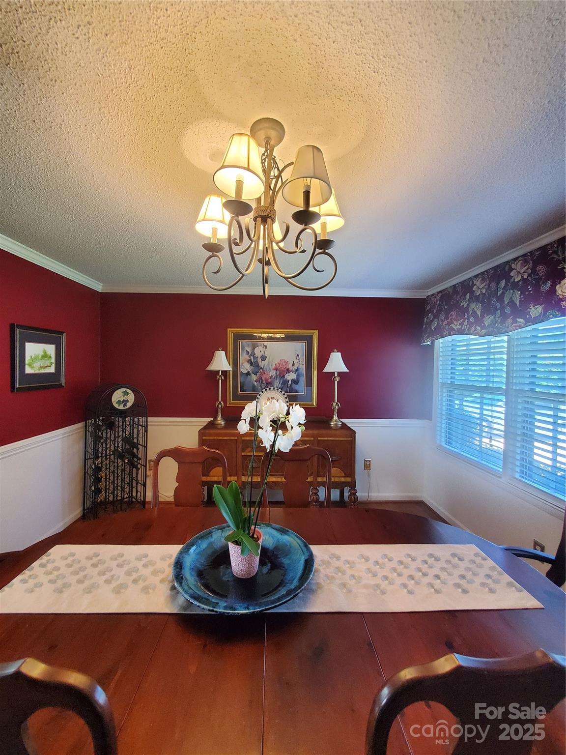 2104 Farmbrook Drive — Statesville