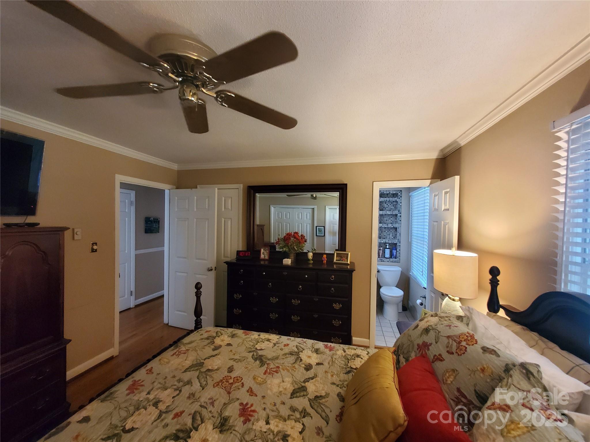 2104 Farmbrook Drive — Statesville