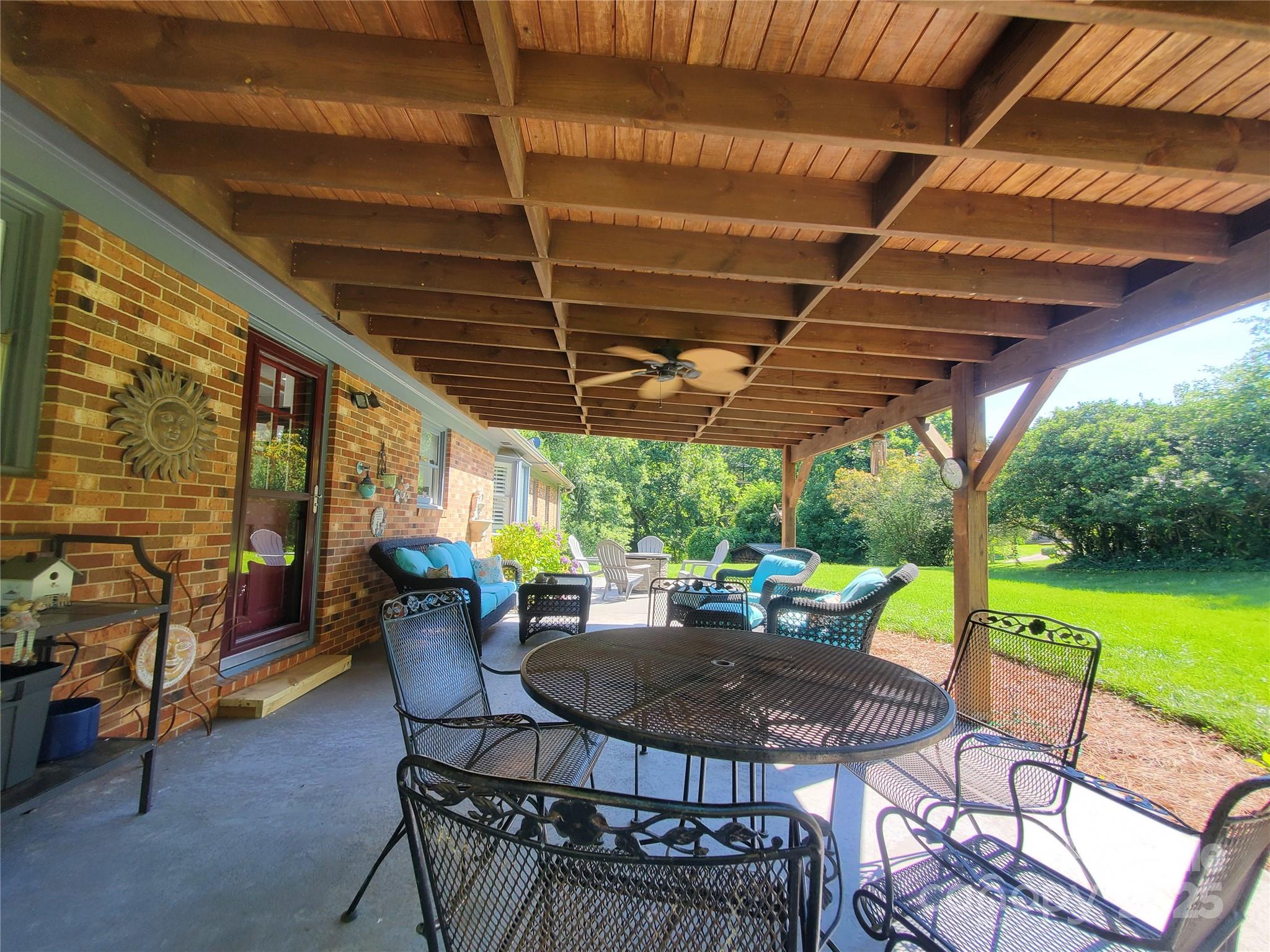 2104 Farmbrook Drive — Statesville