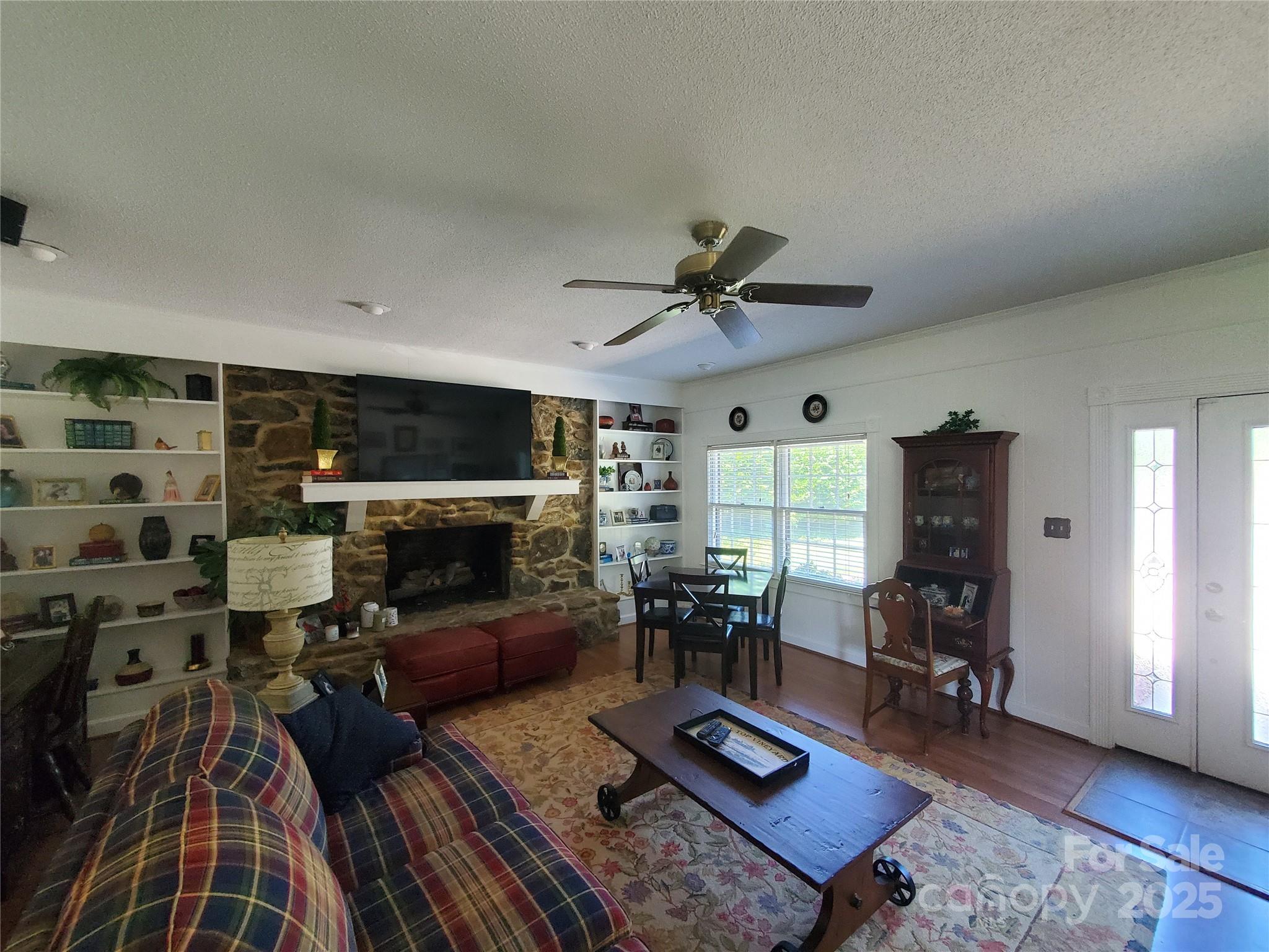 2104 Farmbrook Drive — Statesville