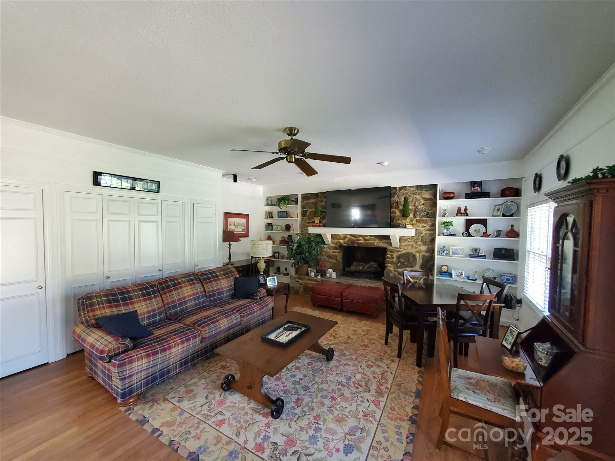 2104 Farmbrook Drive — Statesville