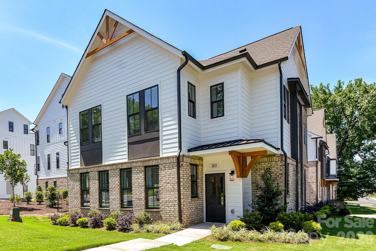 301 S Gardner Avenue #1 — Charlotte