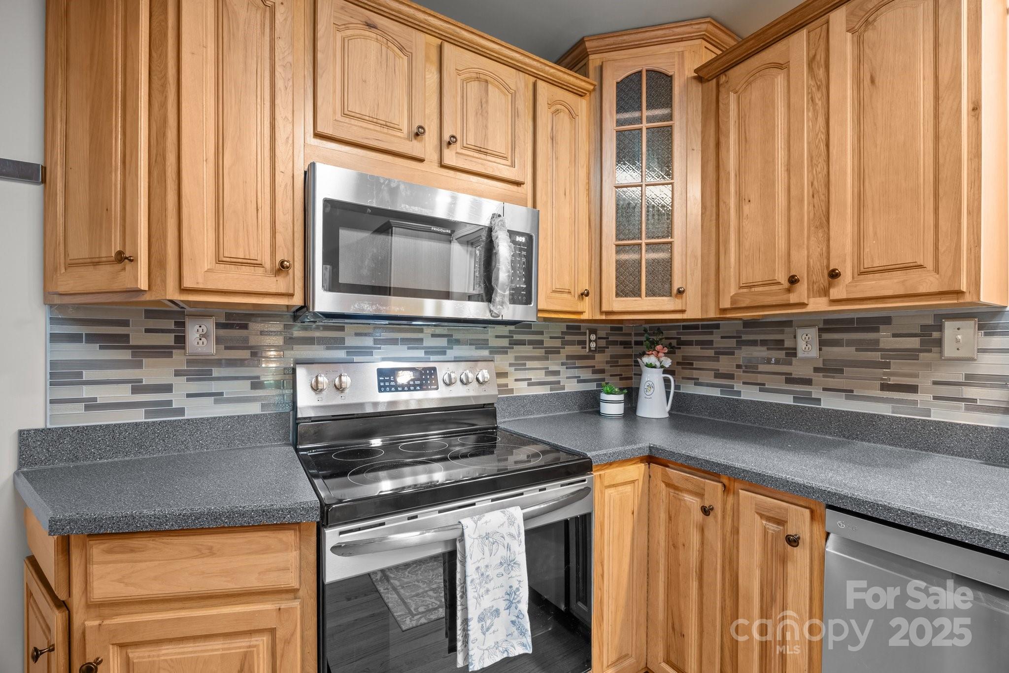 2 Enka Orchard Street — Candler