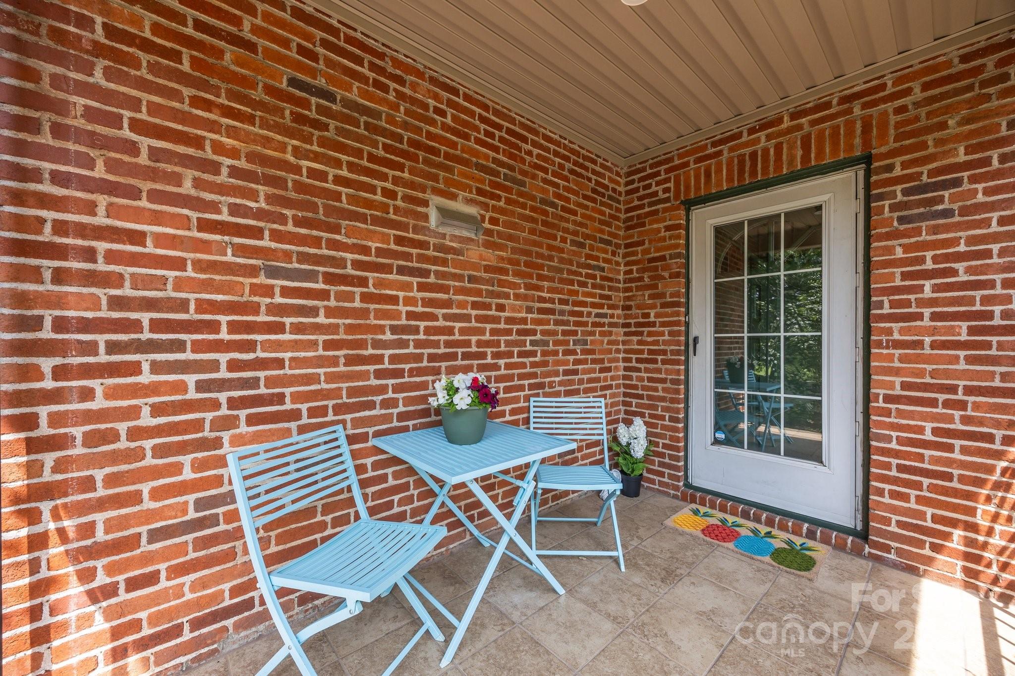 2 Enka Orchard Street — Candler