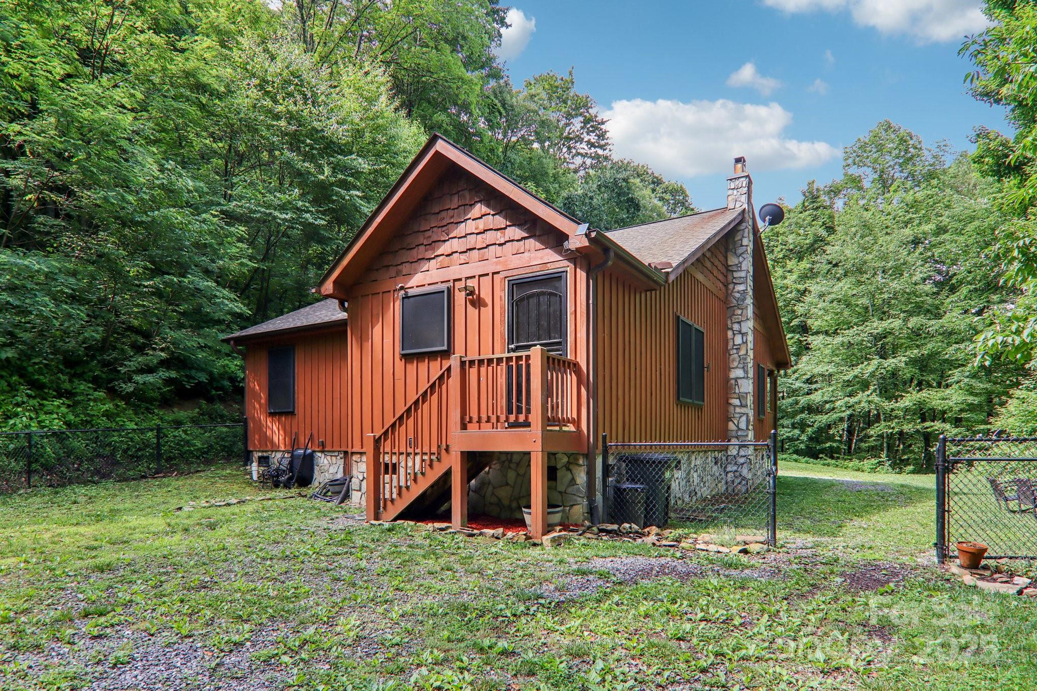 2171 Black Rock Road — Cherokee