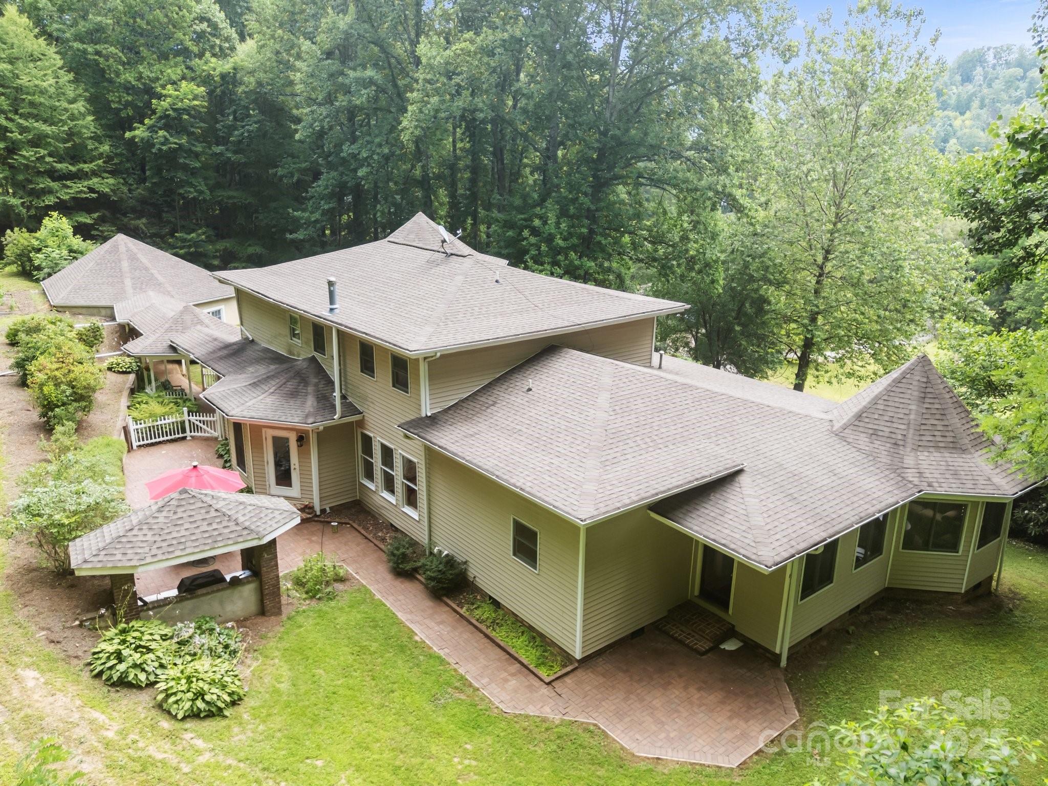 235 Kinder Lane — Canton