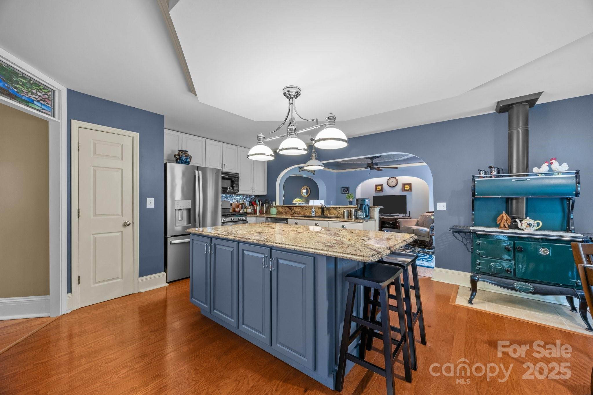 235 Kinder Lane — Canton
