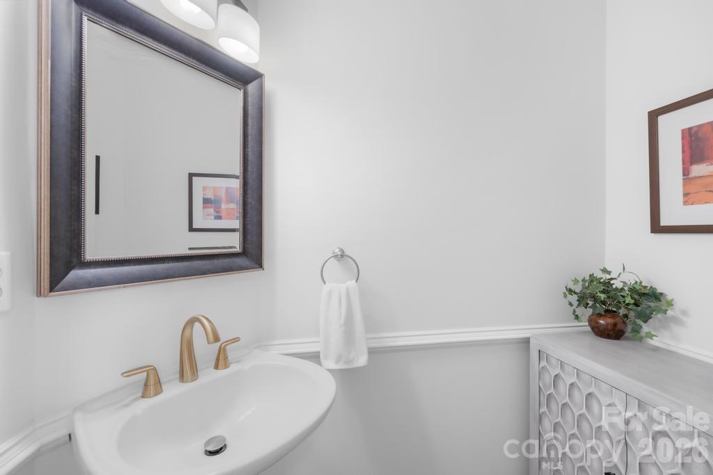 9514 Hayenridge Court — Huntersville