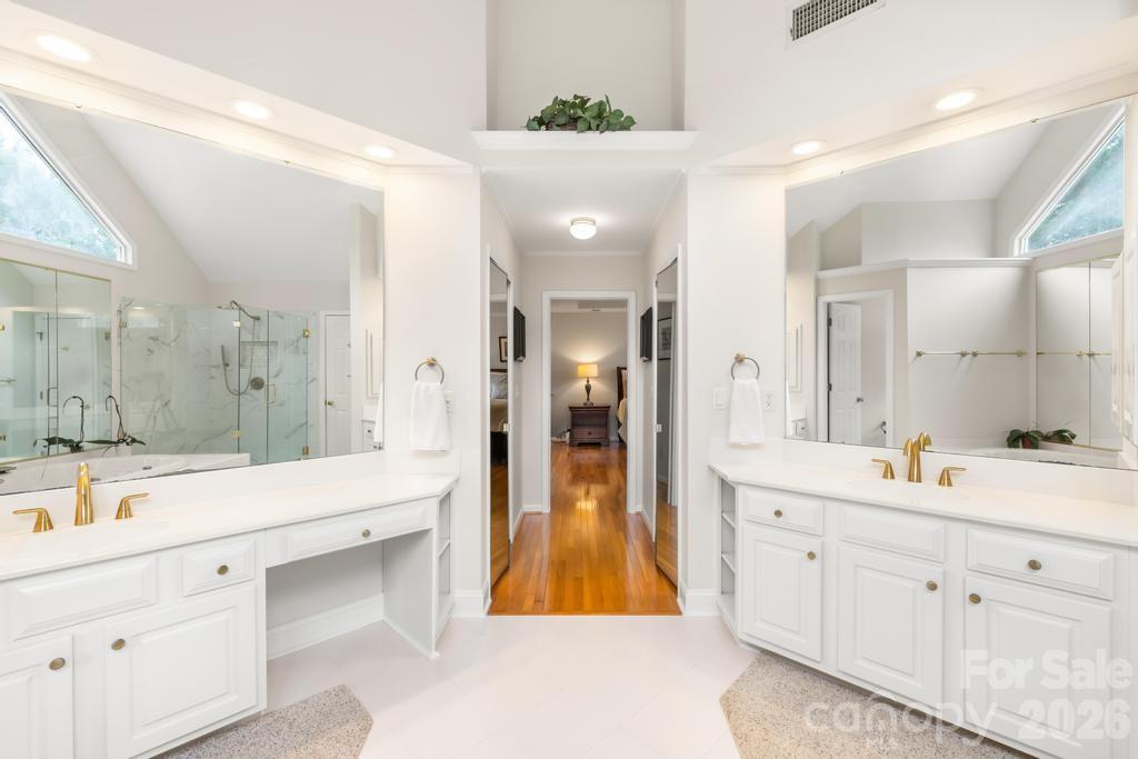 9514 Hayenridge Court — Huntersville