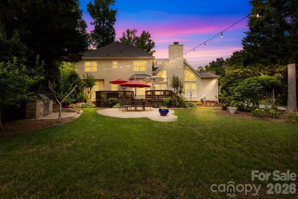 9514 Hayenridge Court — Huntersville