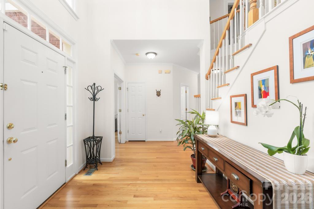 9514 Hayenridge Court — Huntersville