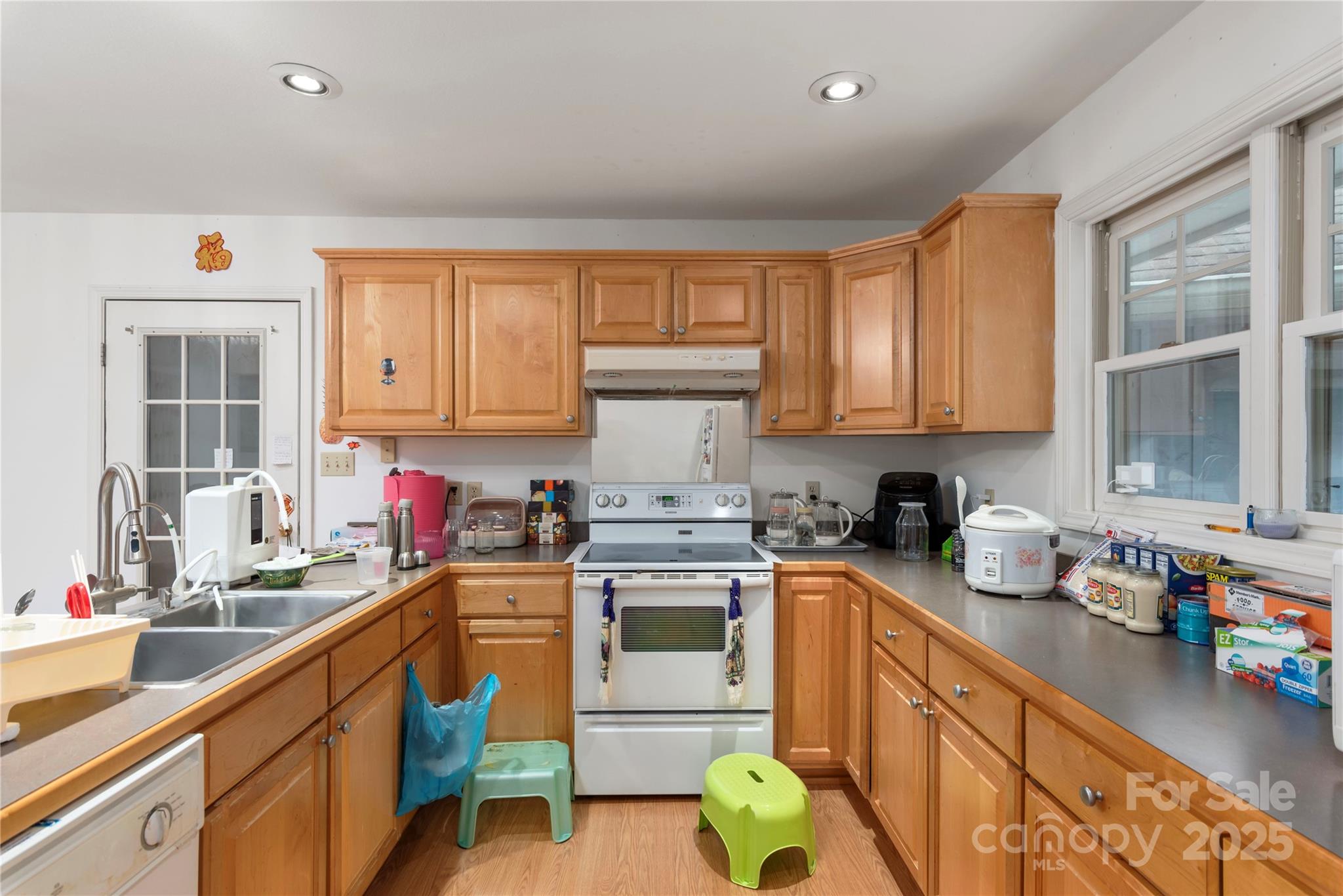 98 Choga Ridge — Whittier