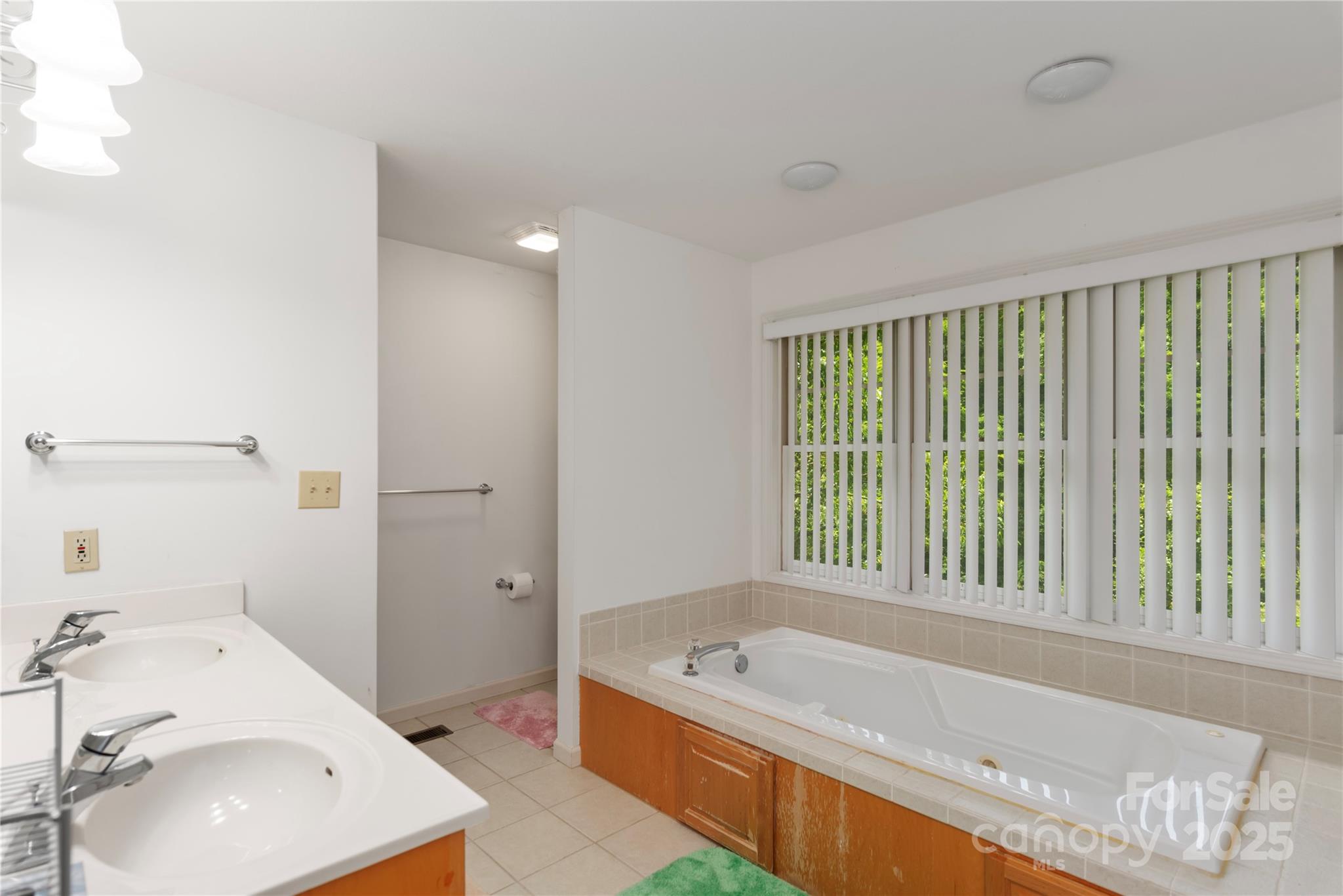 98 Choga Ridge — Whittier
