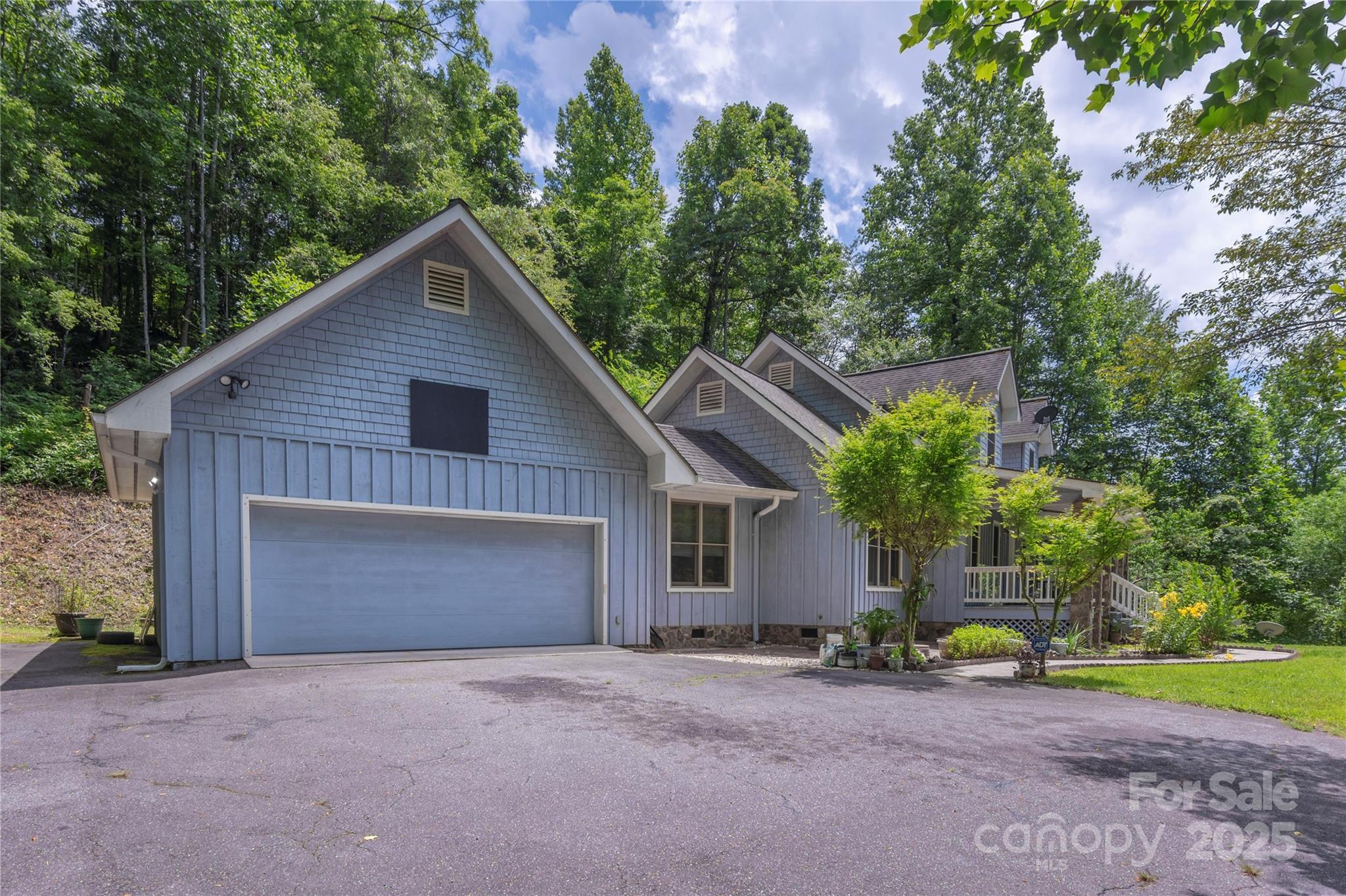 98 Choga Ridge — Whittier