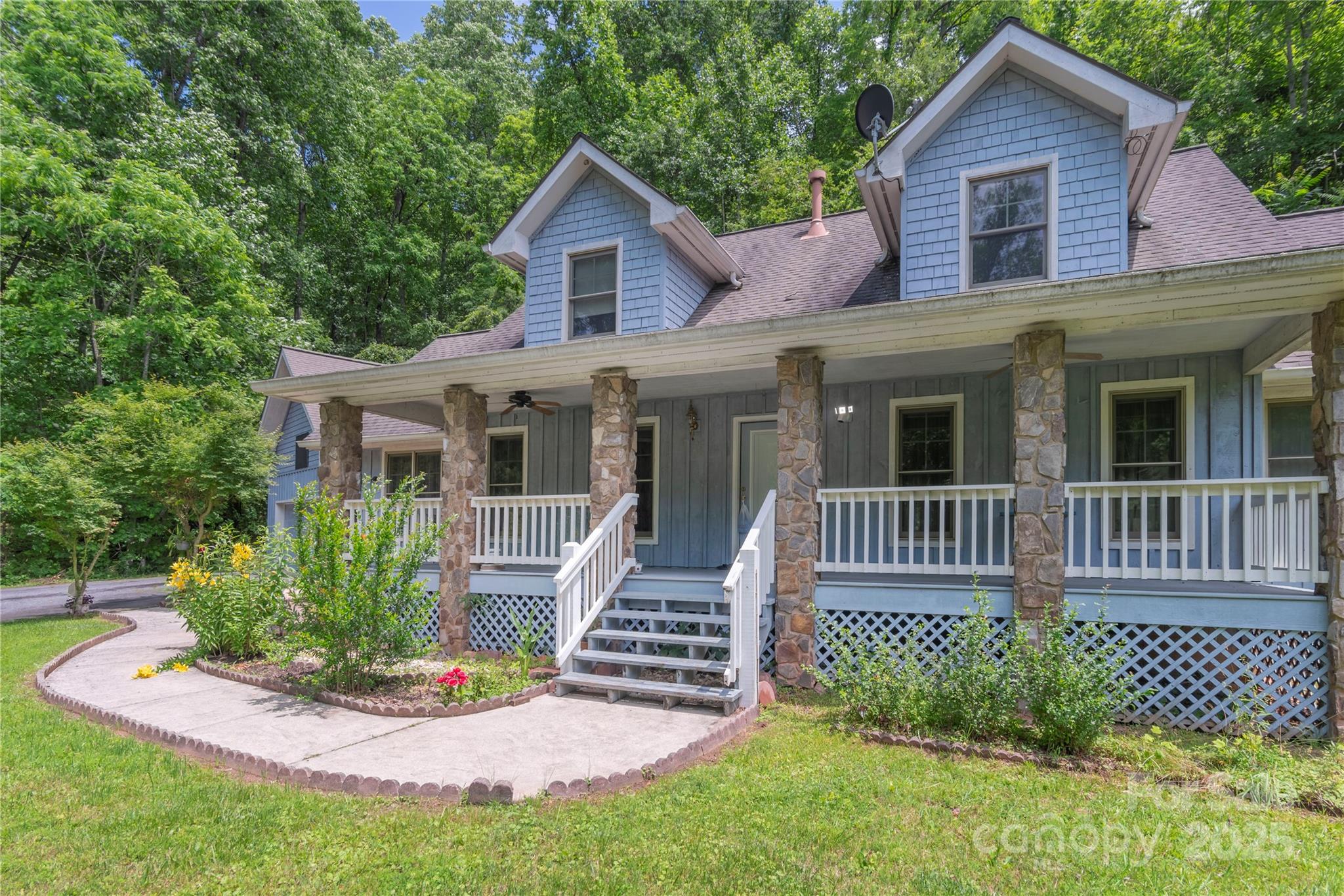 98 Choga Ridge — Whittier
