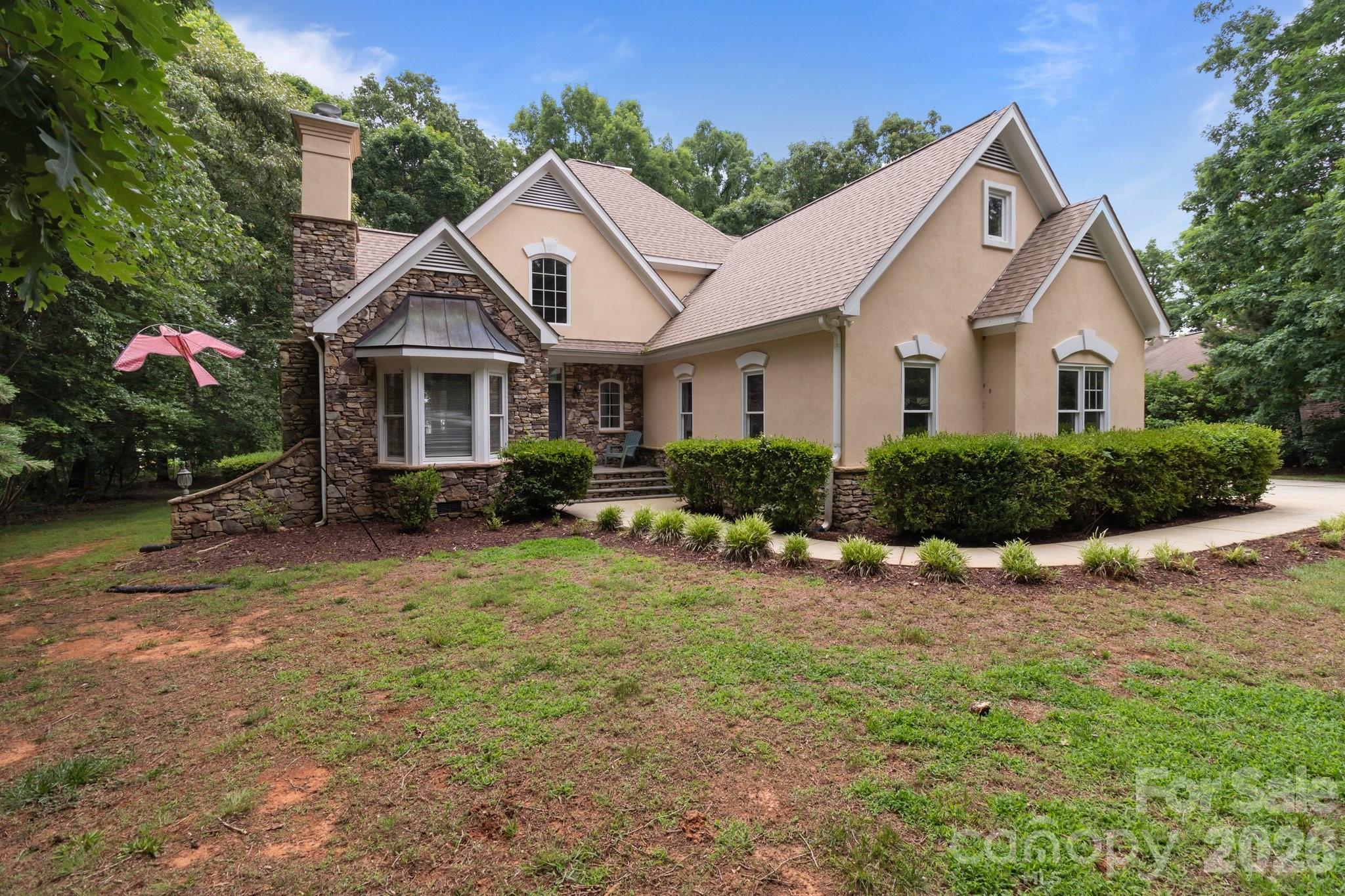165 Futrell Landing — New London