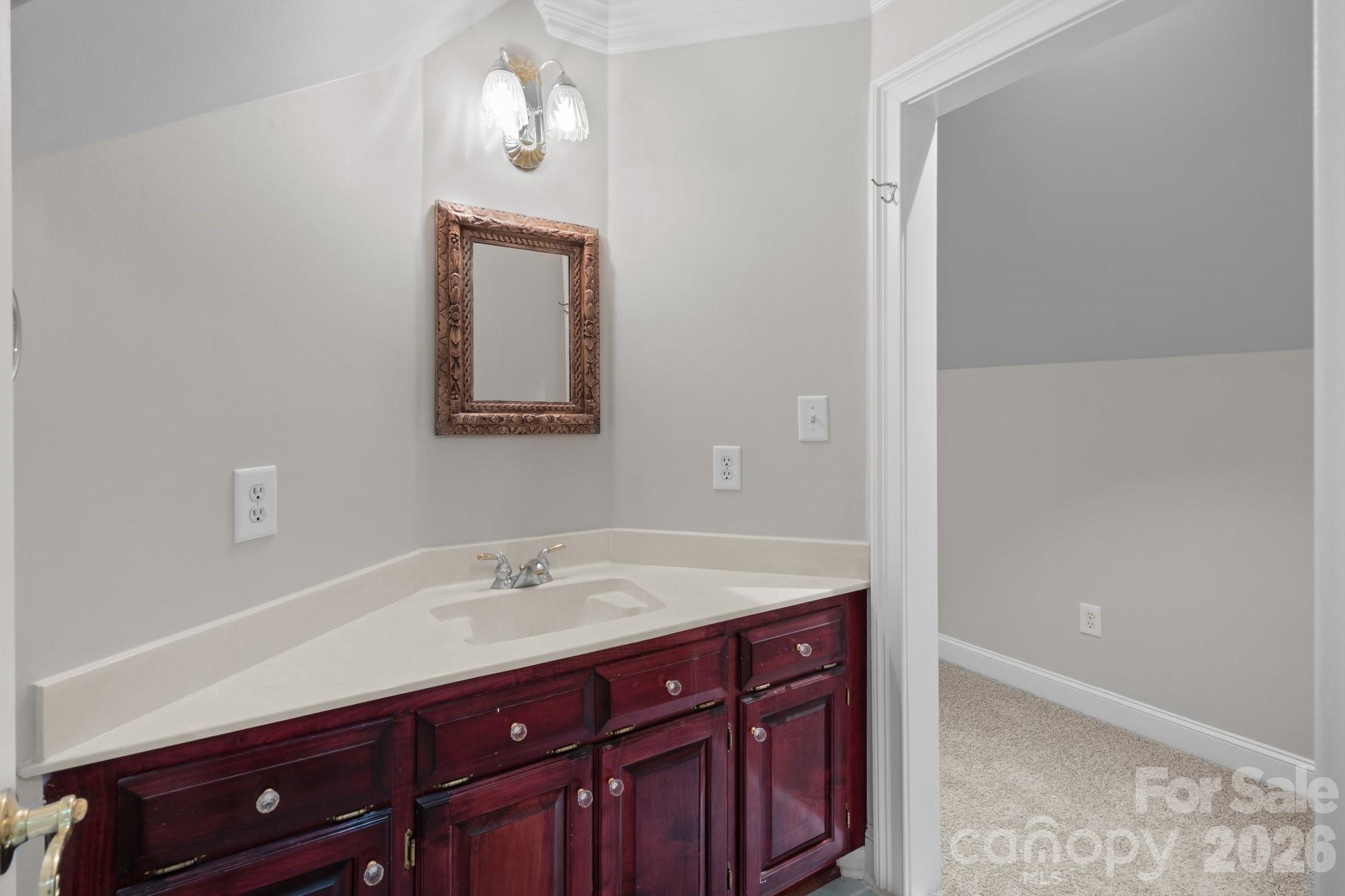 165 Futrell Landing — New London