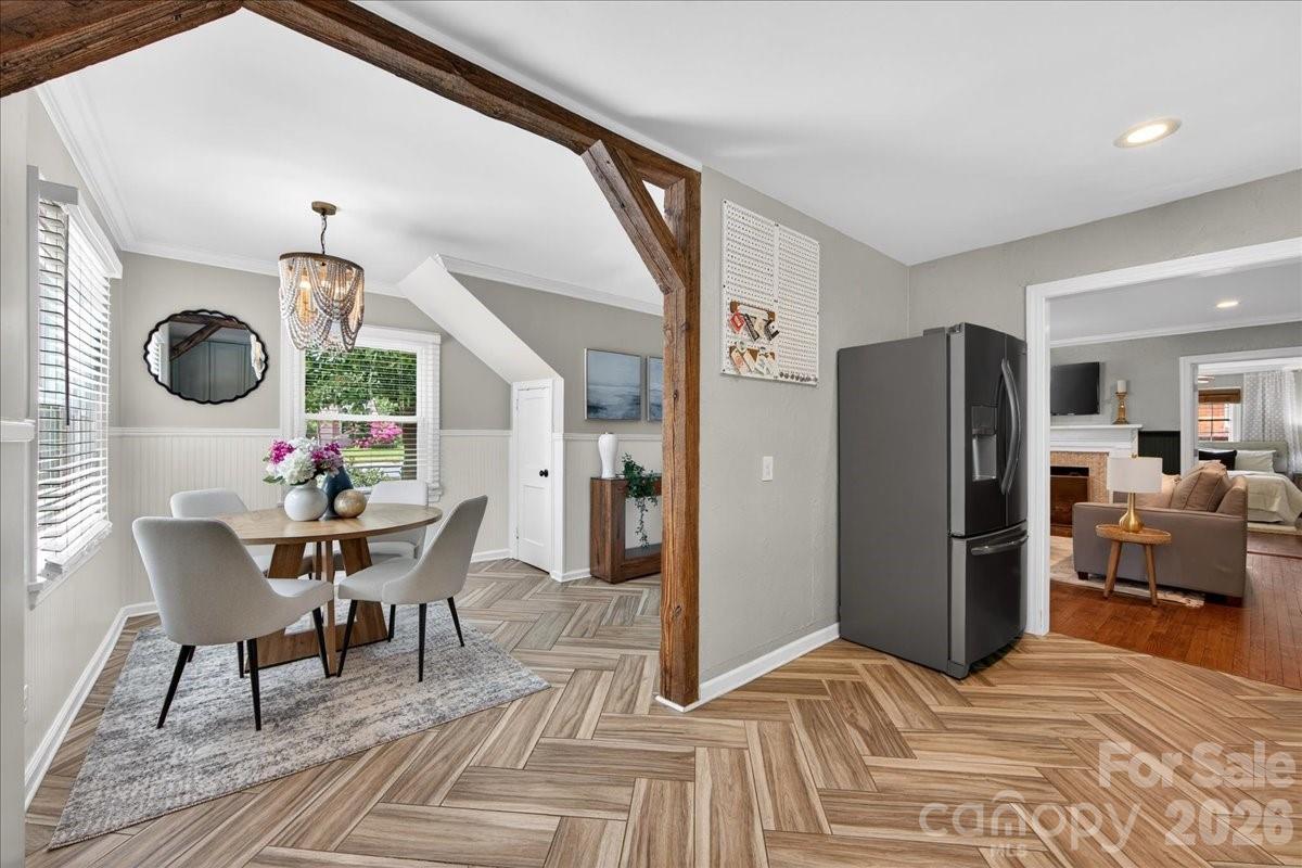 2034 Lanier Avenue — Charlotte