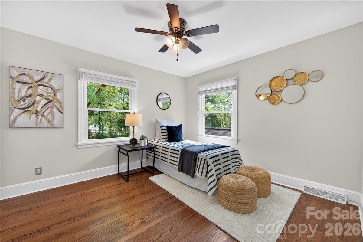 2034 Lanier Avenue — Charlotte