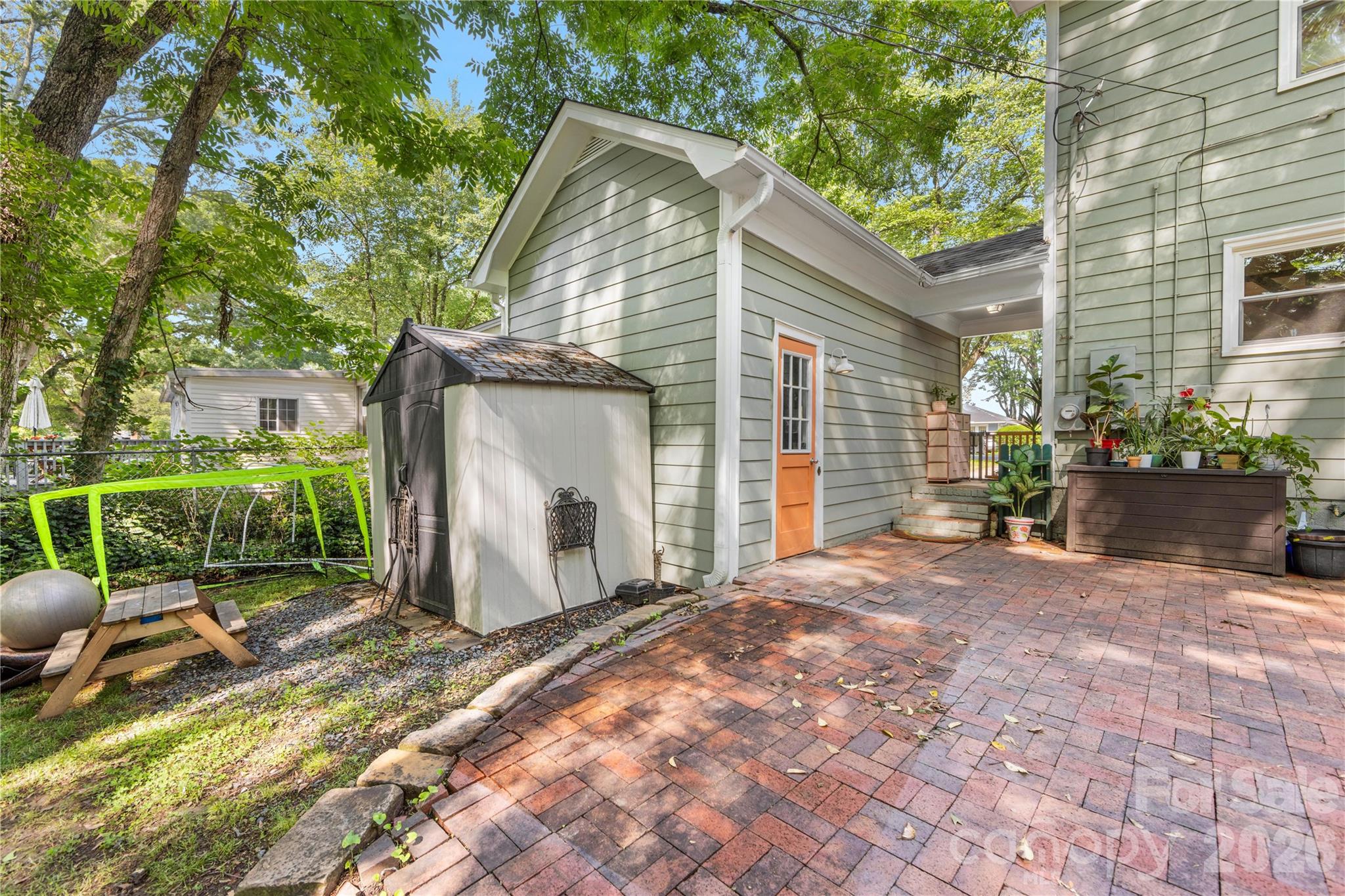 2034 Lanier Avenue — Charlotte