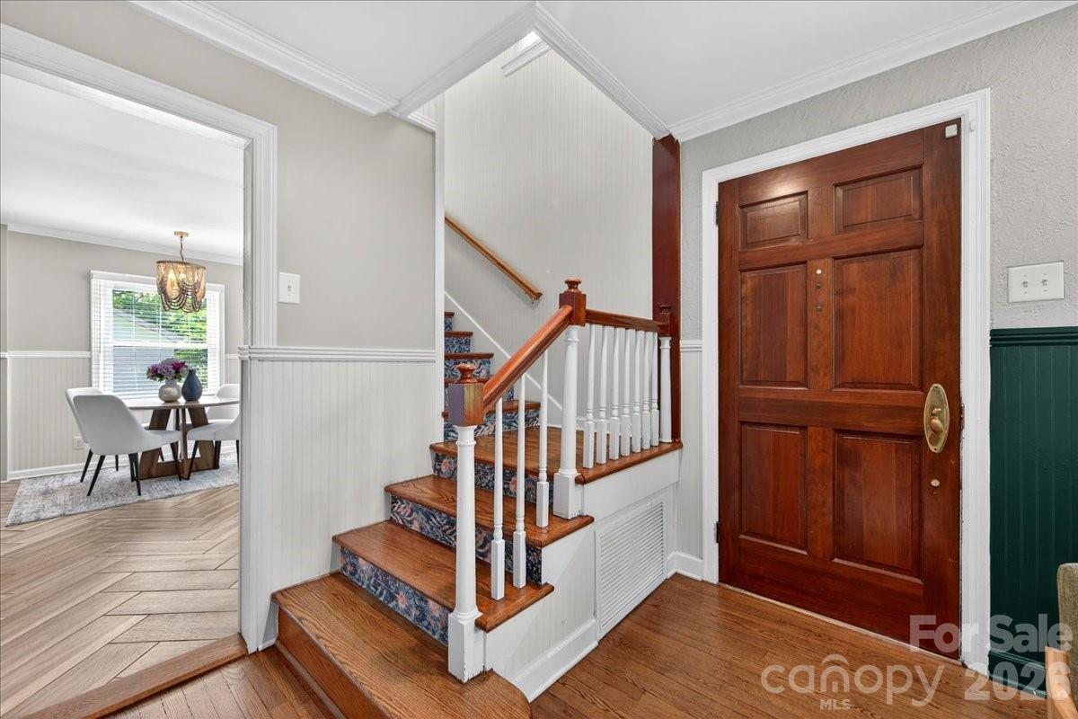 2034 Lanier Avenue — Charlotte