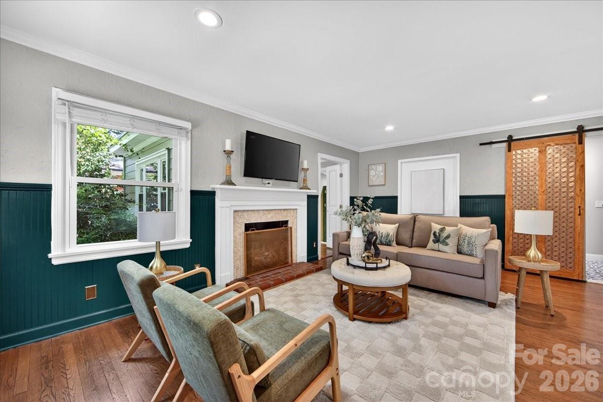 2034 Lanier Avenue — Charlotte