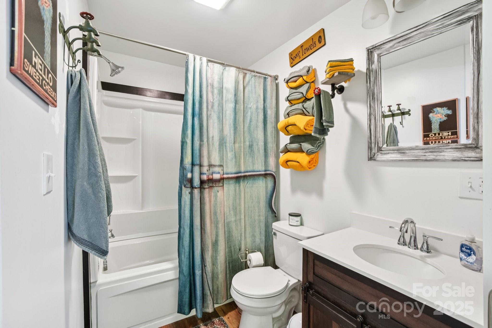 19 Lockman Road — Maggie Valley