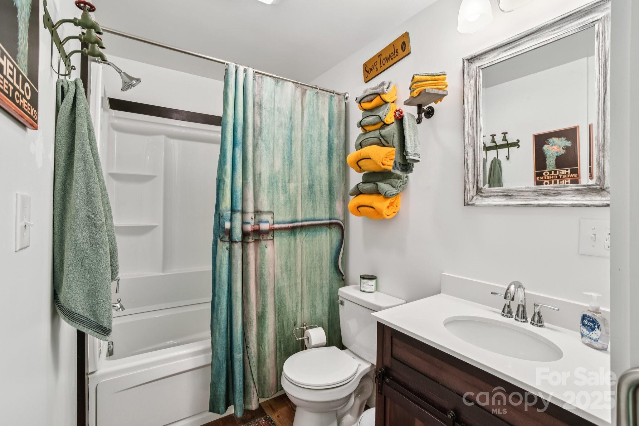 19 Lockman Road — Maggie Valley