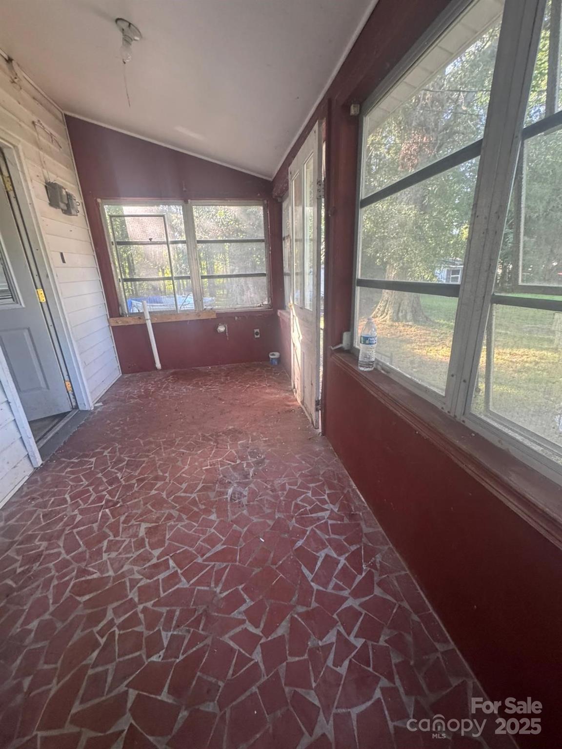 65 Maynard Avenue — Ansonville