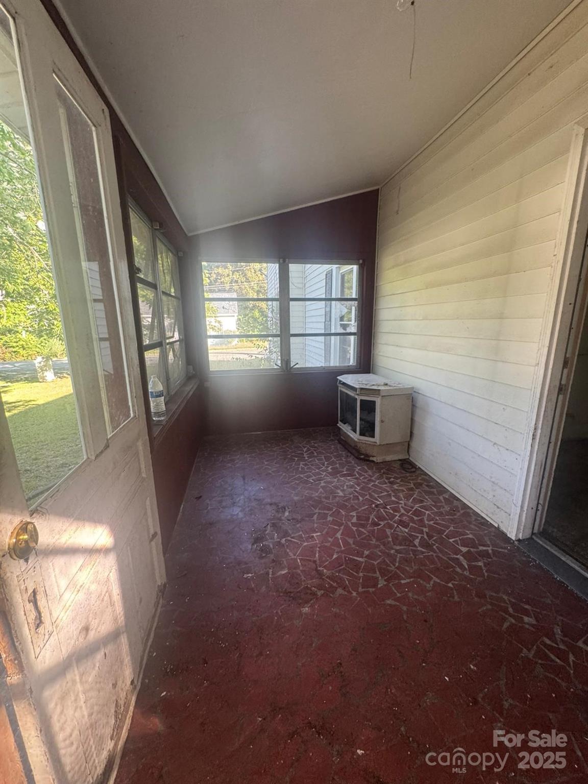 65 Maynard Avenue — Ansonville