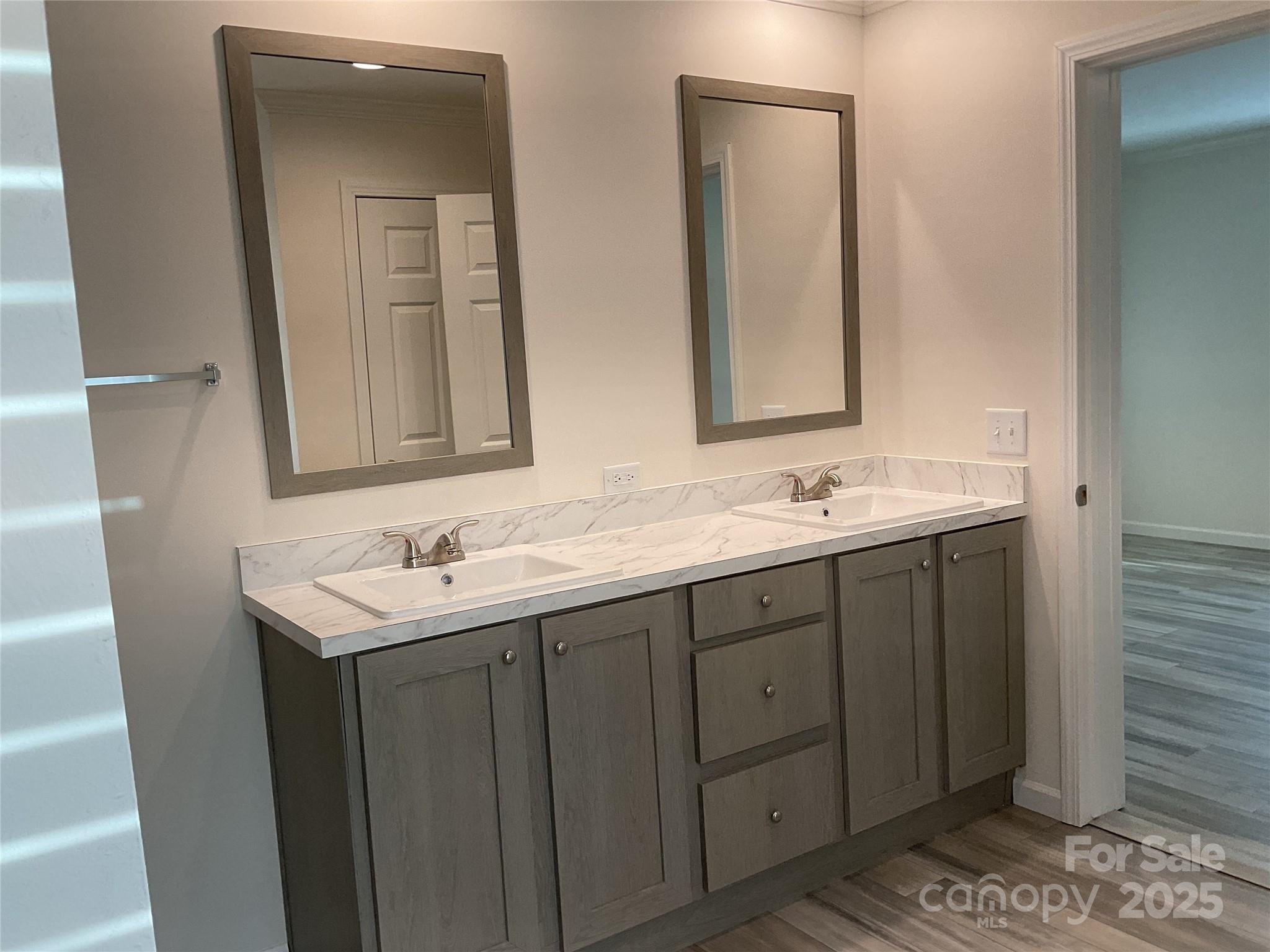 138 Zircon Drive — Statesville