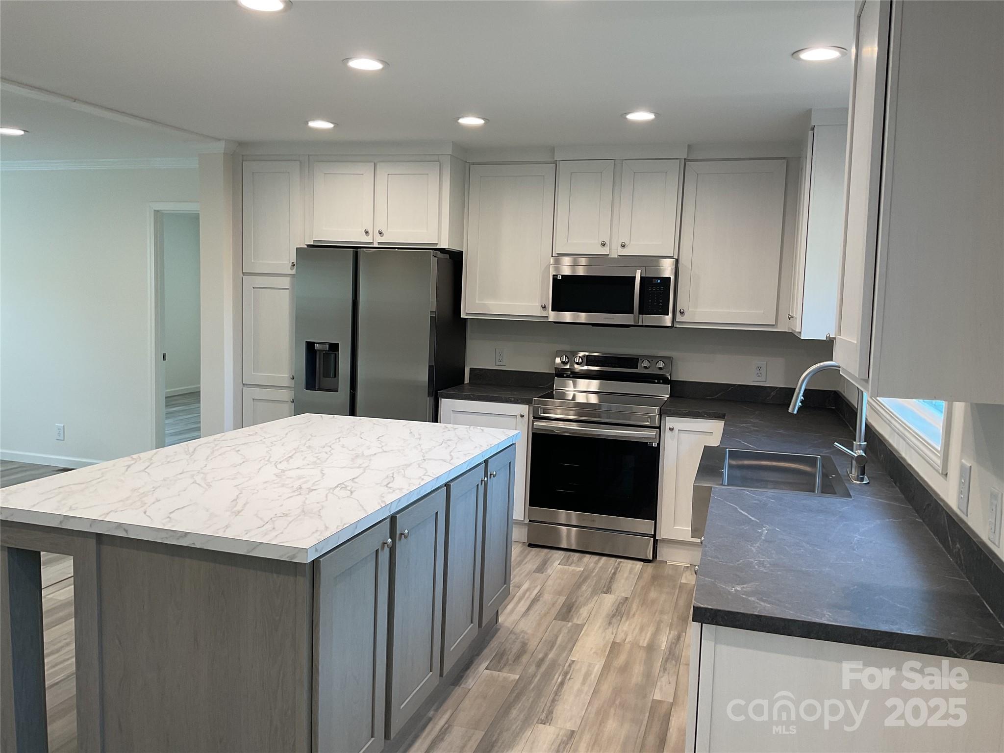 138 Zircon Drive — Statesville