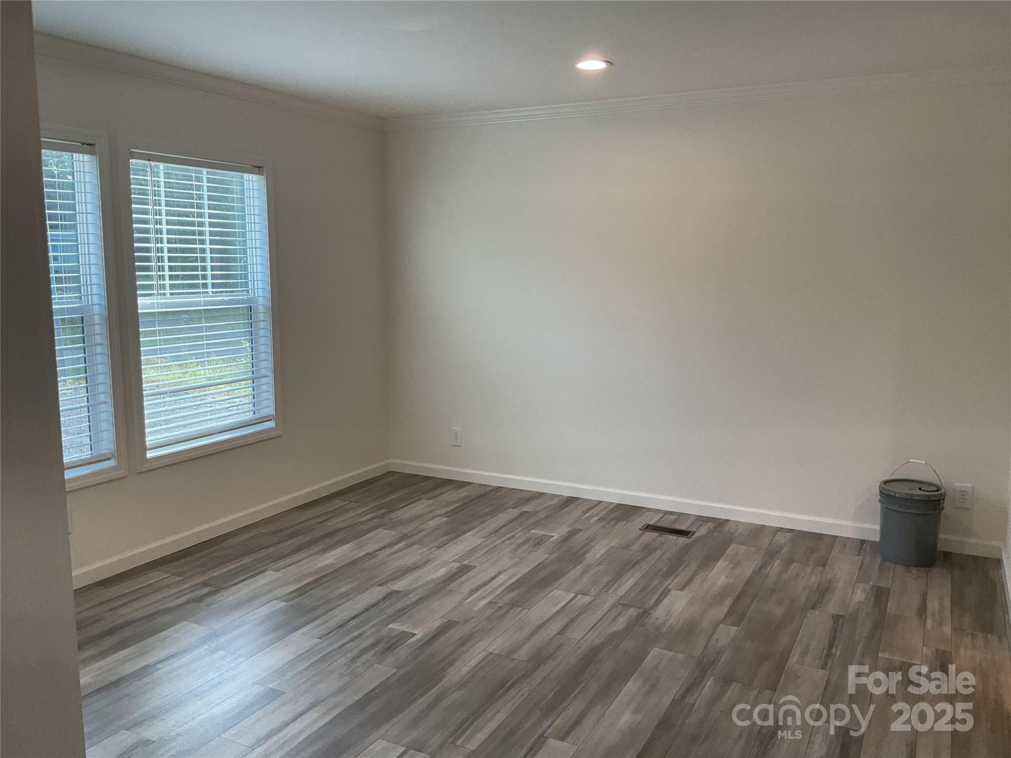 138 Zircon Drive — Statesville