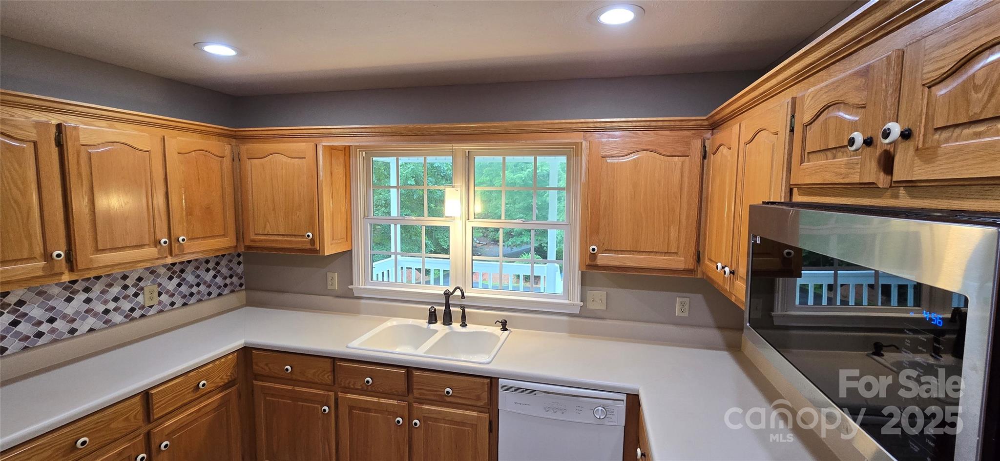 221 Flat Branch Trail — Mill Spring