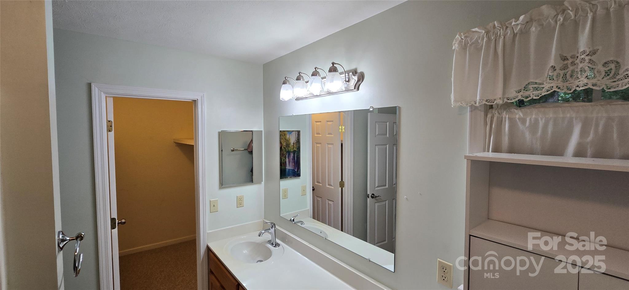 221 Flat Branch Trail — Mill Spring