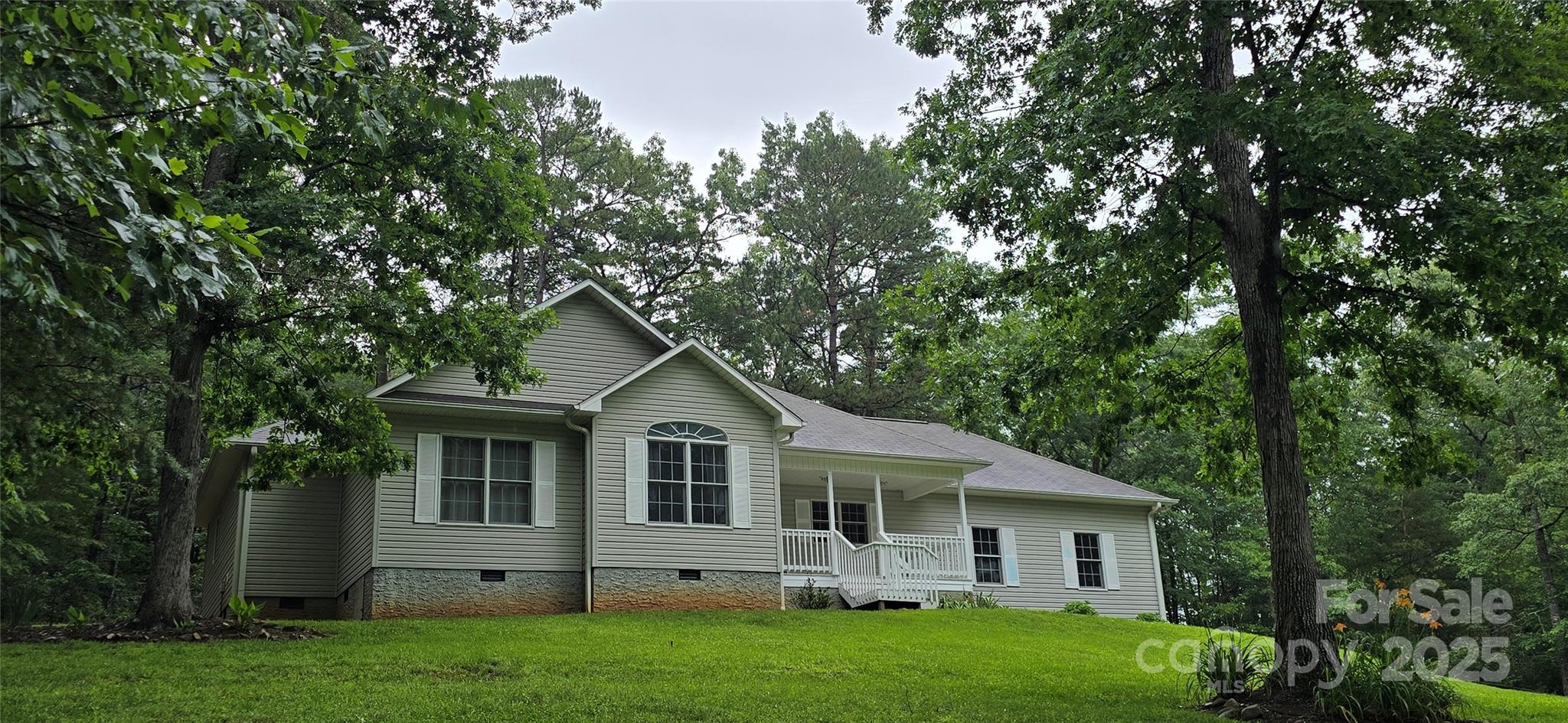 221 Flat Branch Trail — Mill Spring