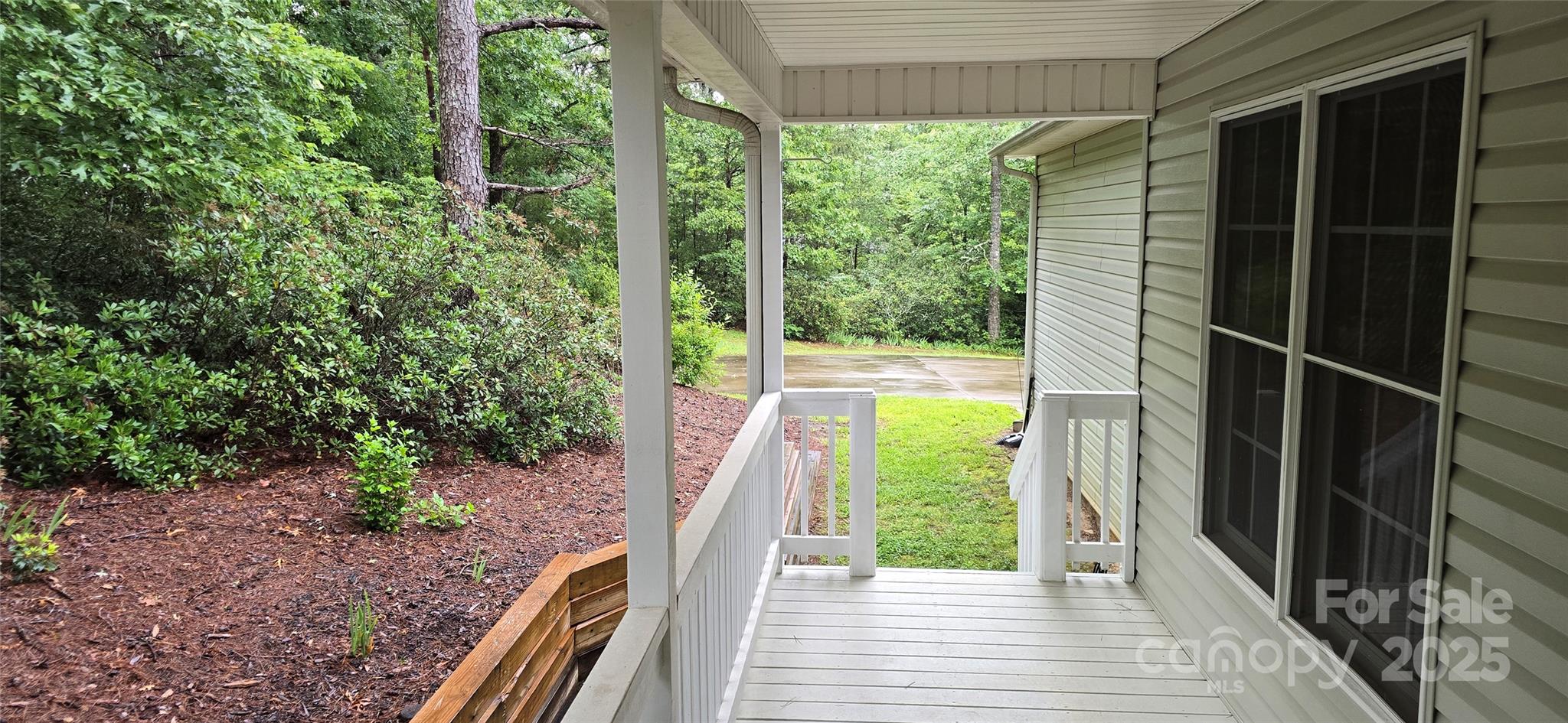 221 Flat Branch Trail — Mill Spring