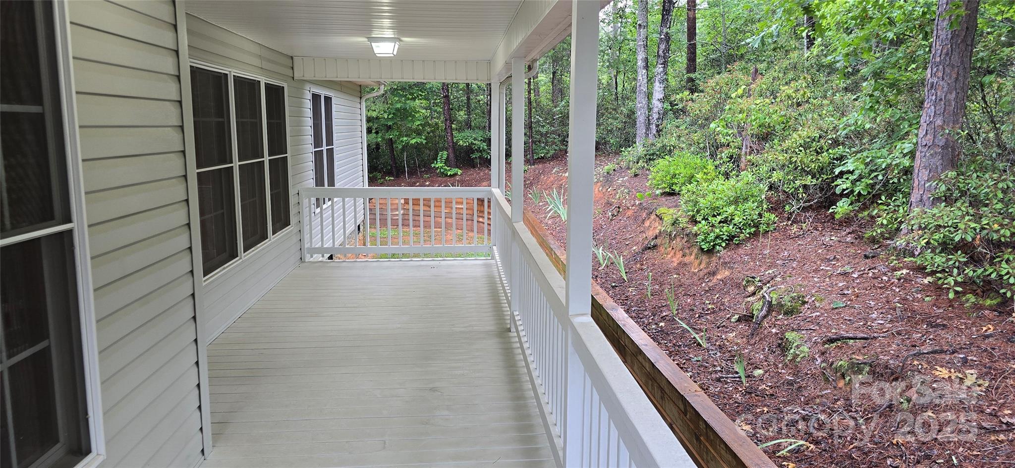 221 Flat Branch Trail — Mill Spring