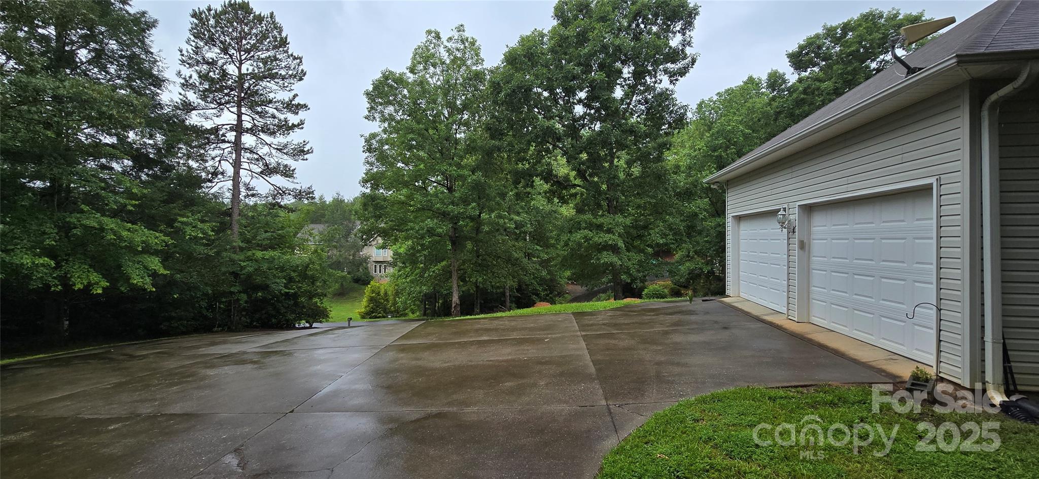 221 Flat Branch Trail — Mill Spring