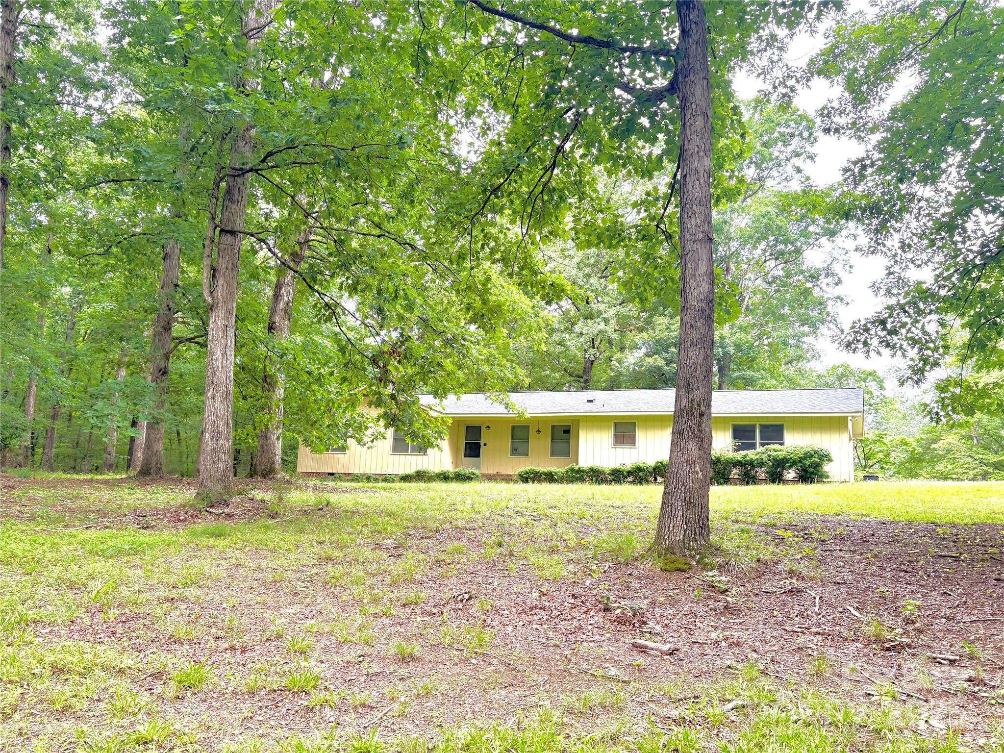 1614 Medlin Road — Monroe