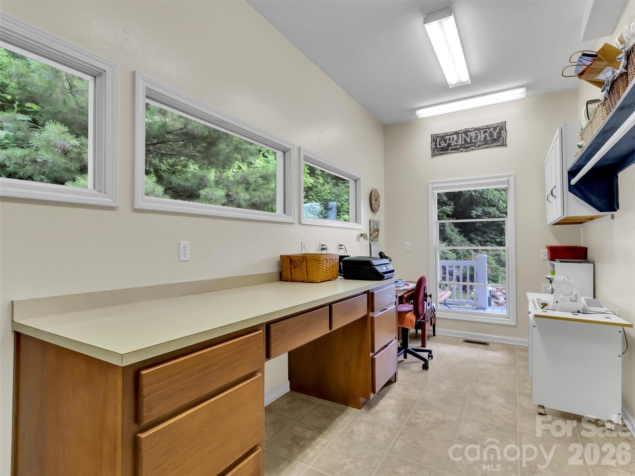 28 Mountain Breeze Drive — Maggie Valley