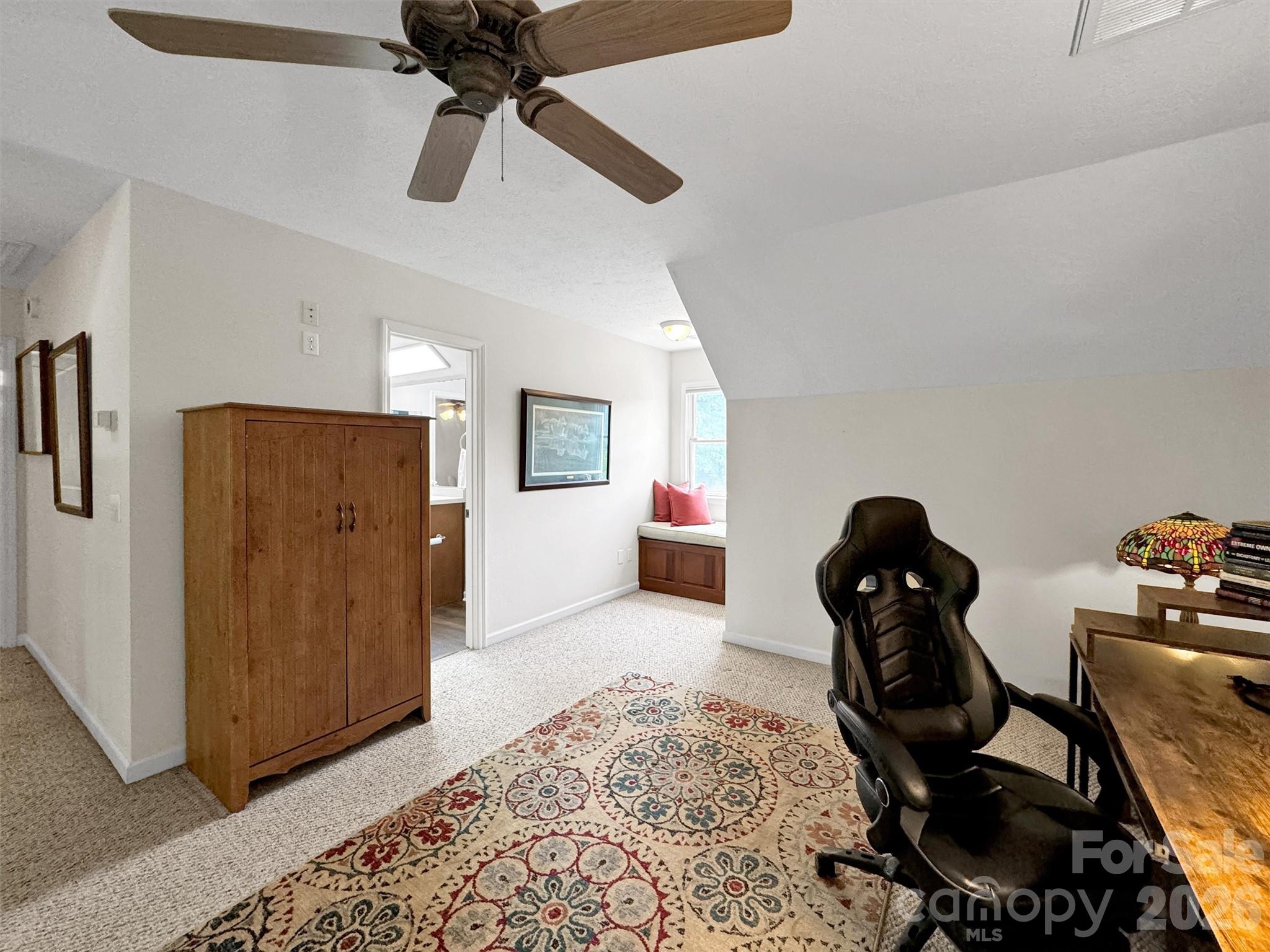 28 Mountain Breeze Drive — Maggie Valley