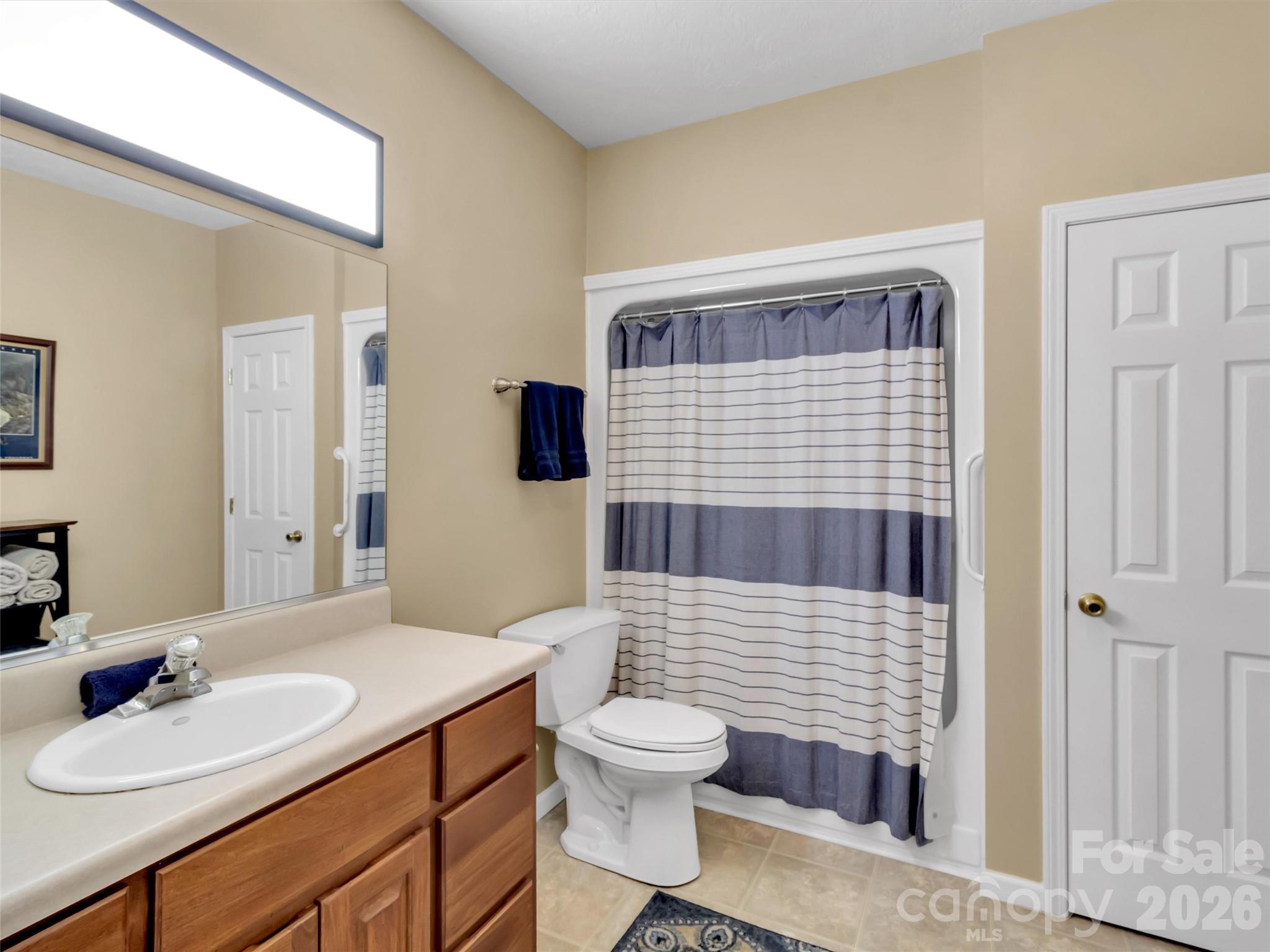 28 Mountain Breeze Drive — Maggie Valley